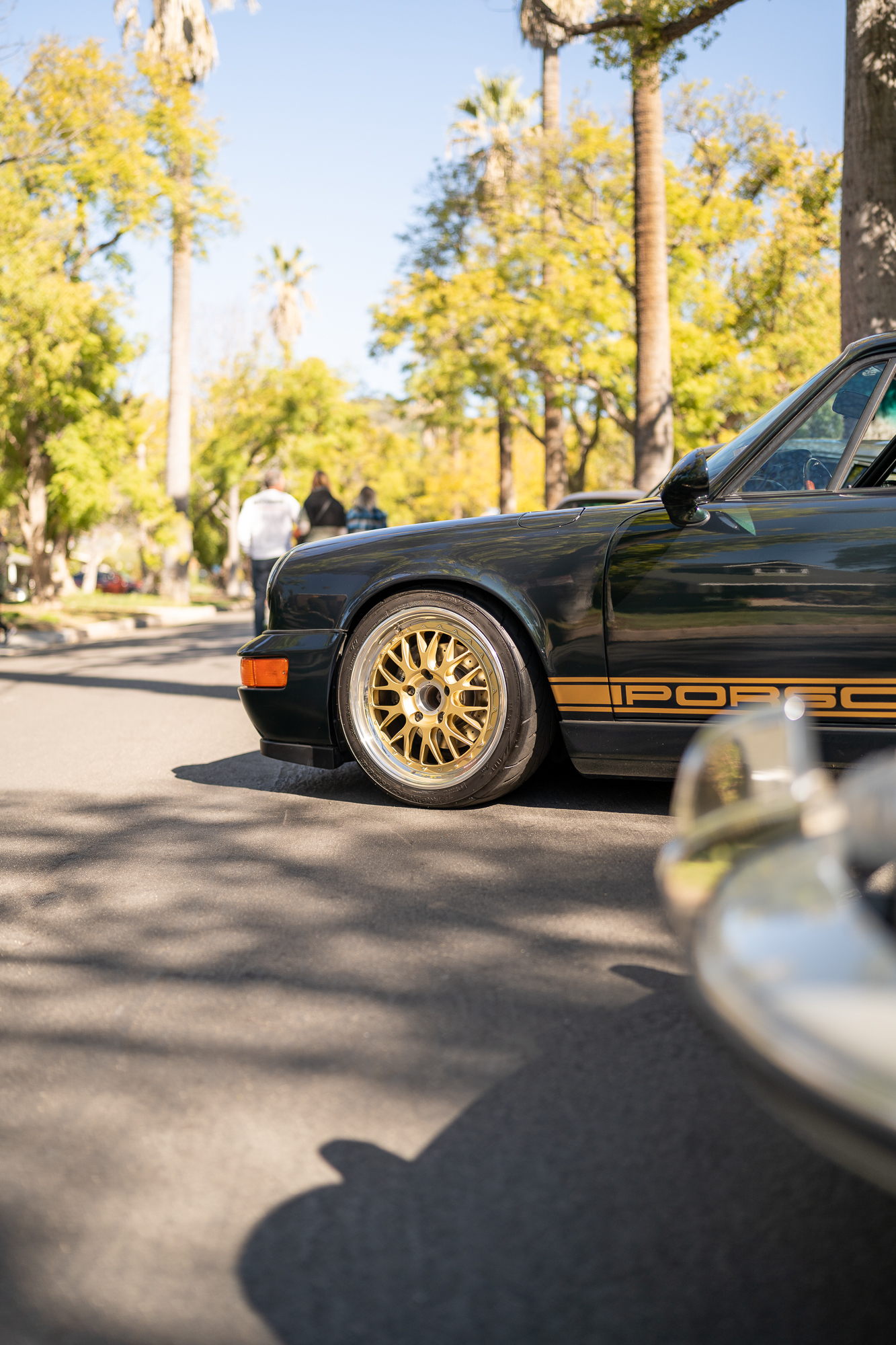 Beautiful 964 in green with gold striping and wheels