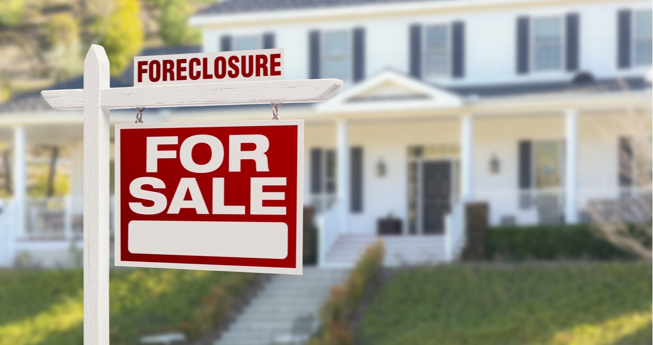 How To Buy A Foreclosed Home In North Carolina Clever Real Estate Blog
