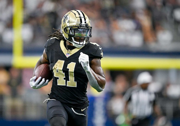 Alvin Kamara projections, Saints vs. Falcons, NFL predictions