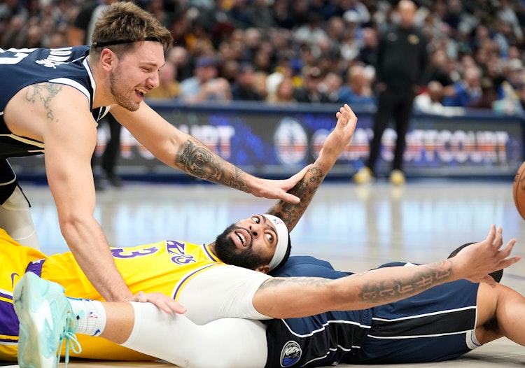 Updated NBA Championship betting odds and probabilities after the Lakers' trade for Luka Dončić.