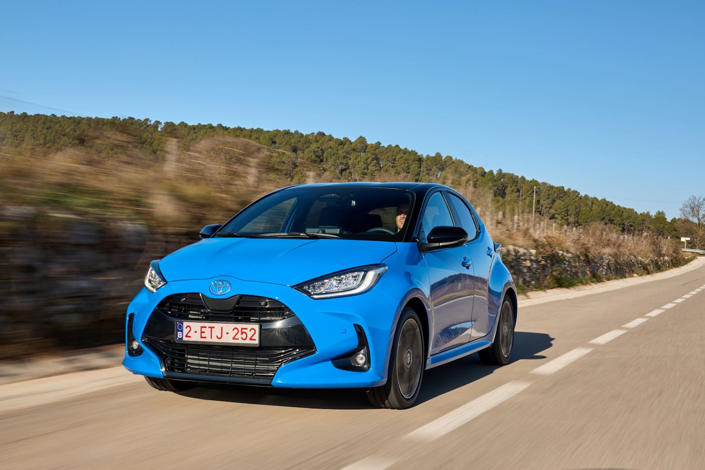Toyota Yaris Hybrid Frontansicht