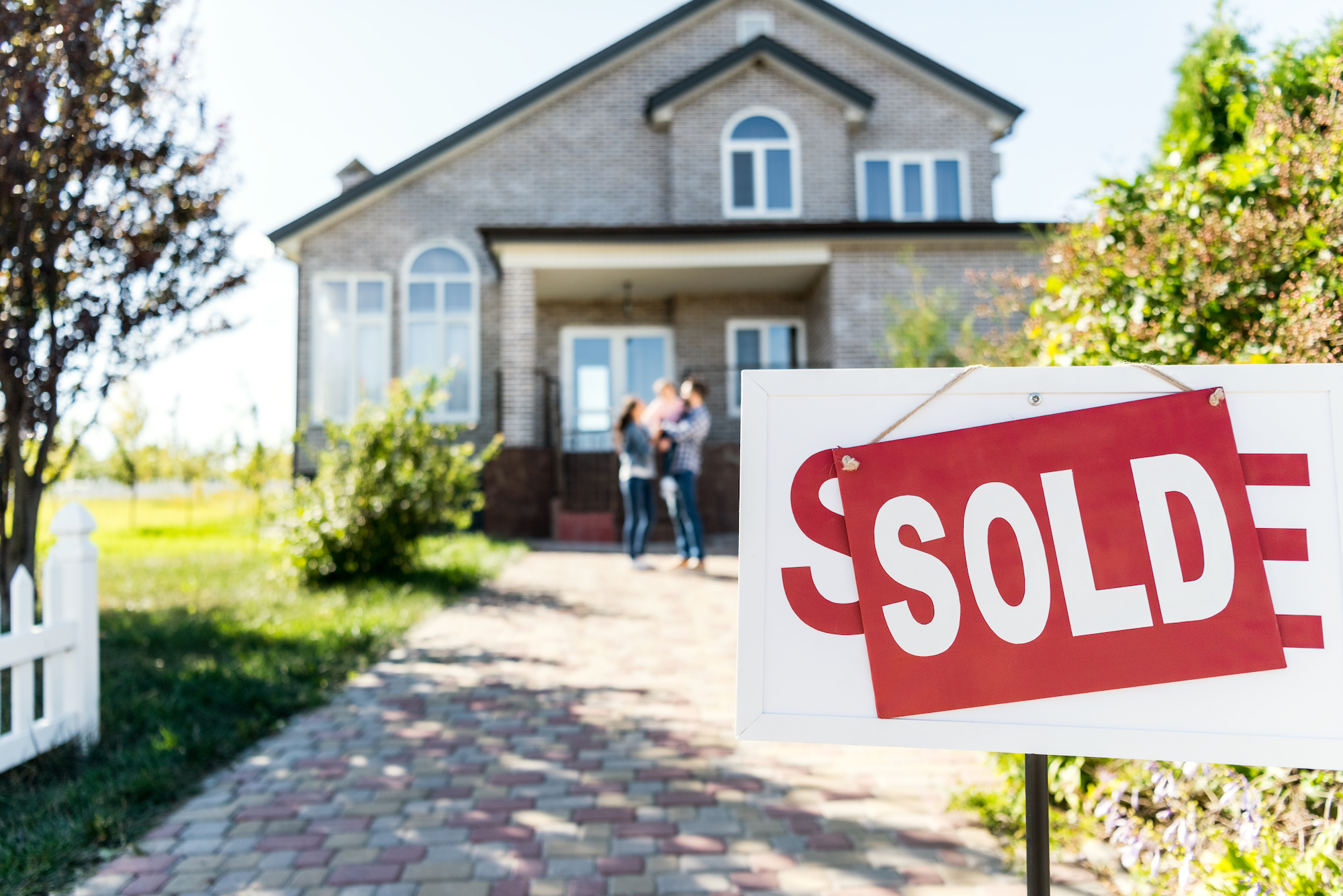 <10 Ways to Sell a Home>