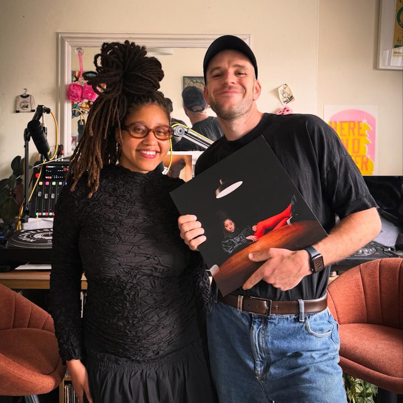 Josh Aitman w/ Ni Maxine