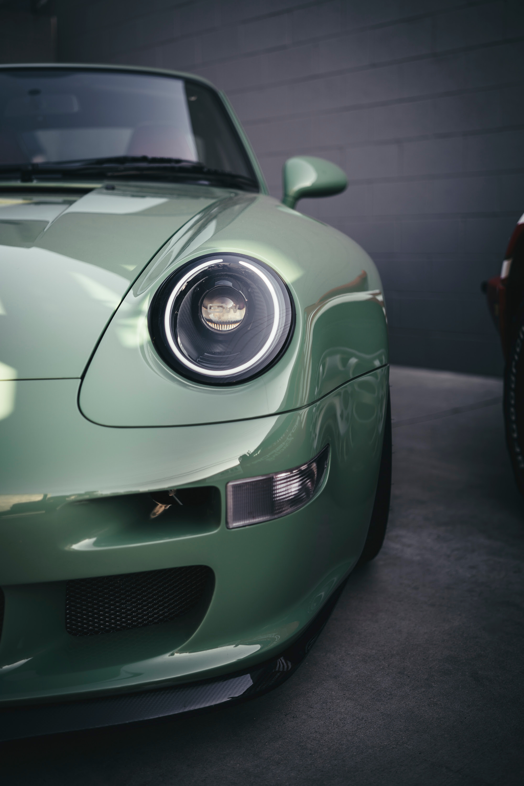 A light green Guntherwerks 400R.