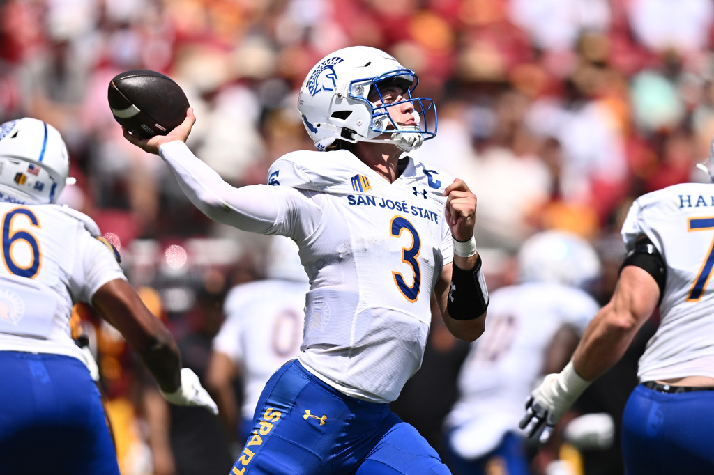 Skip the rankings: Our model found Week 1 College Football's only 2 real coin flips