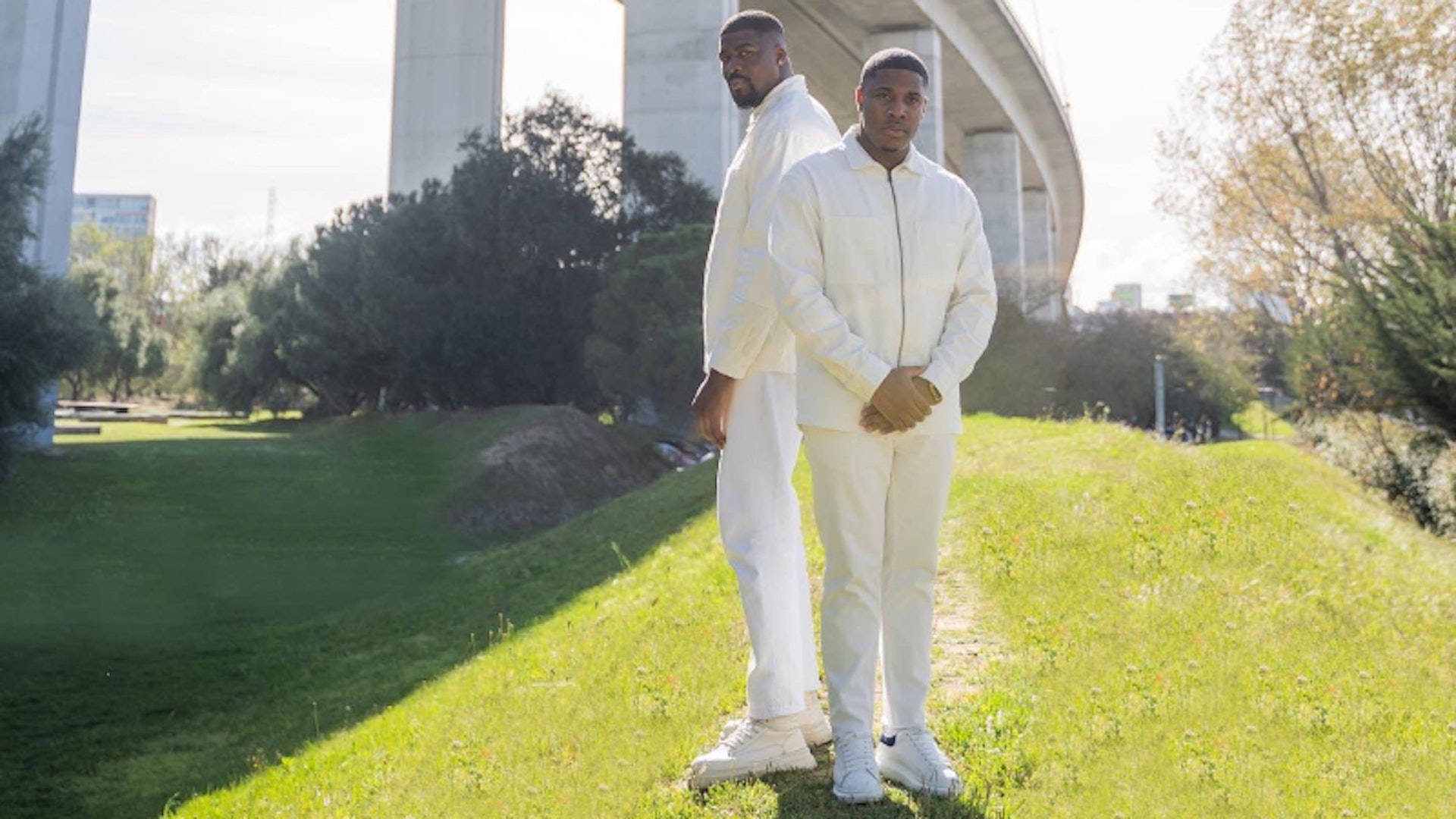 Batida Apresenta: Neon Colonialismo w/ Studio Bros