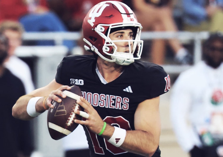 Week 1 college football predictions and betting analysis.