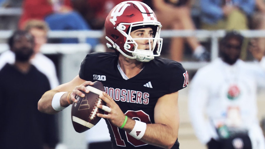 College Football Week 1 Betting Preview: 4 Transfer QBs to Watch