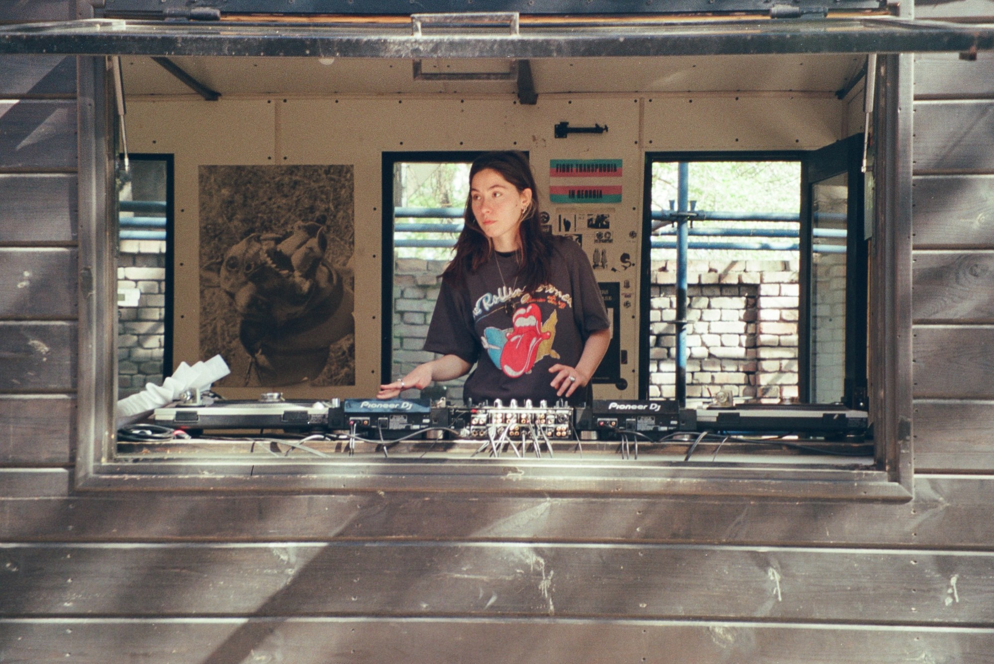 Women in Radio: Mutant Radio w/ Tina (tIKO GOGOBERIDZE)