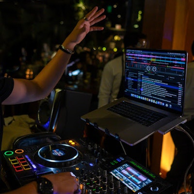 Is cabo a good destination to party?