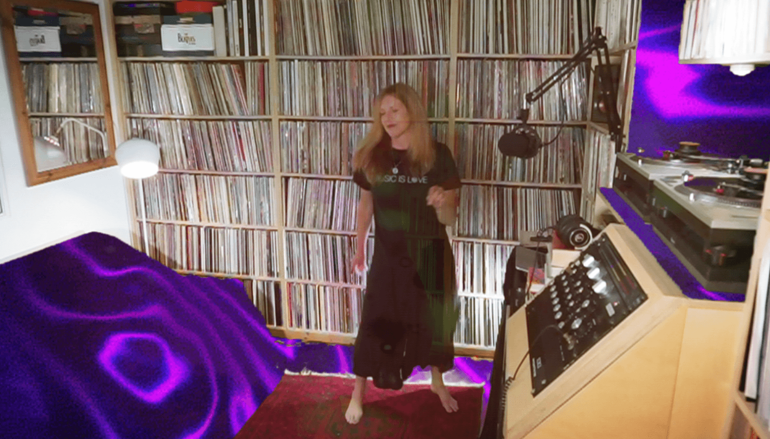 Cosmodelica: Colleen 'Cosmo' Murphy