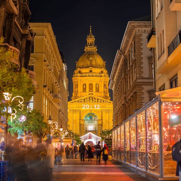 Budapest Christmas Markets: A Walking Experience's main gallery image