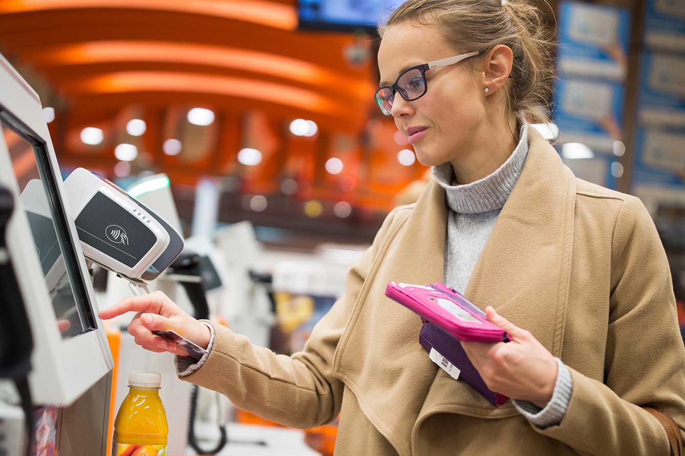 Self-checkout Kiosk in Retail