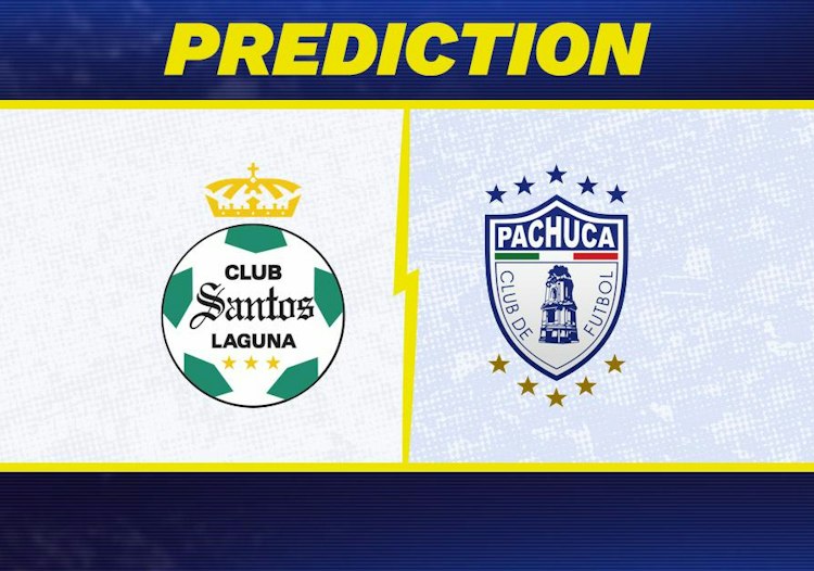 Santos Laguna takes on Pachuca in Liga MX action.