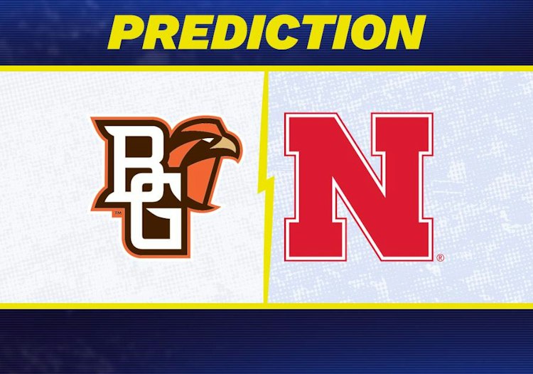 Bowling Green takes on Nebraska in College Football action.
