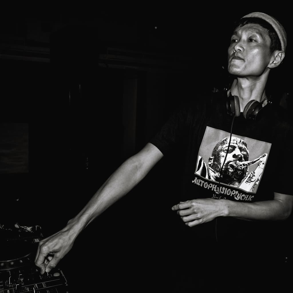 Darker Than Wax // 18-02-20