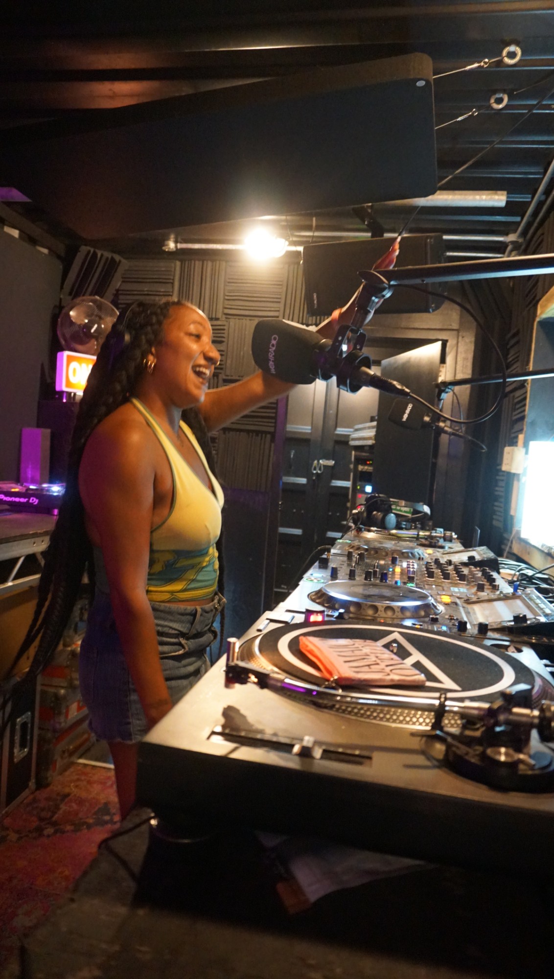 yeahitsRenee: Soca & The Sound of Home