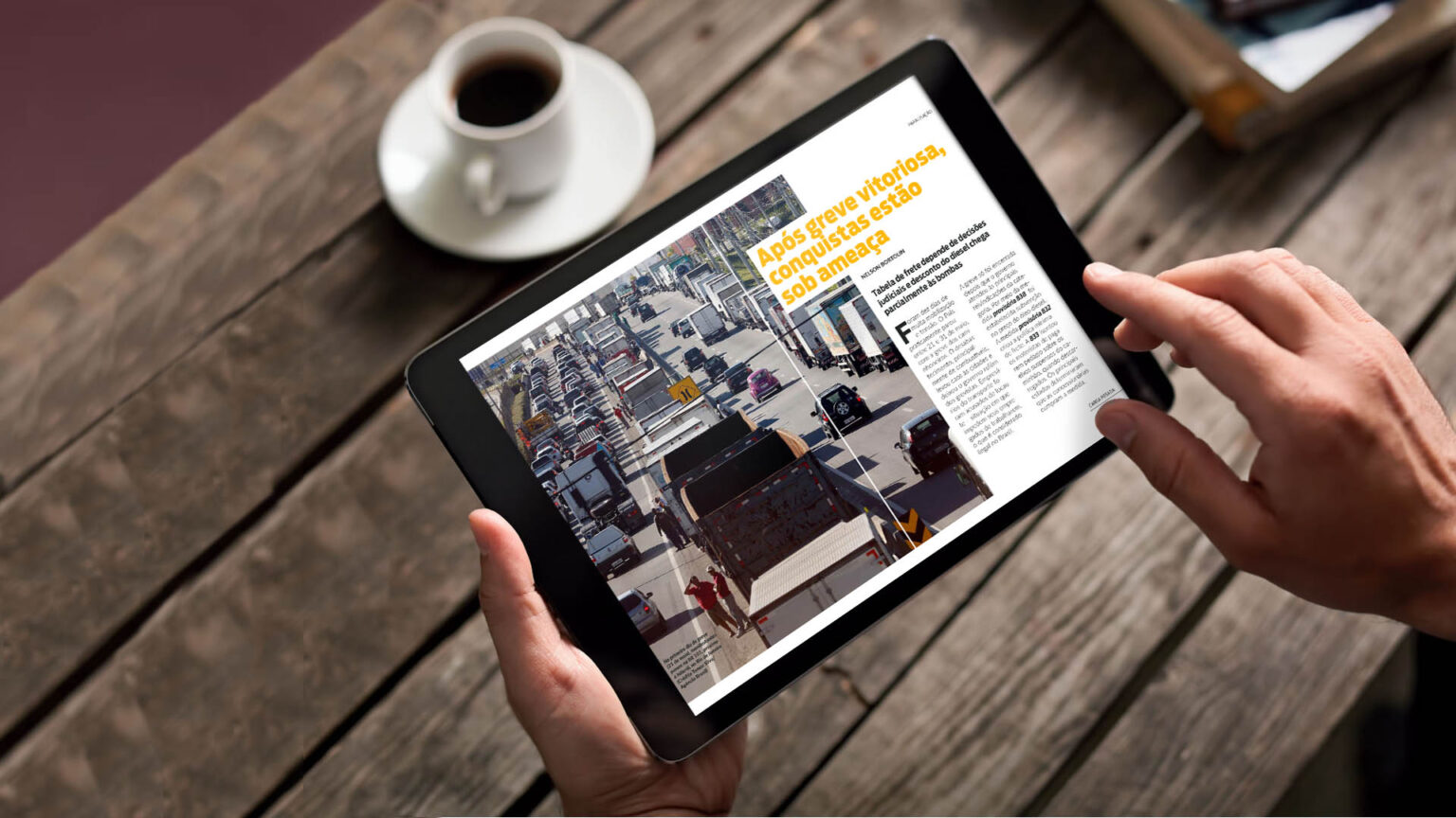 Mockup-Carga-Pesada-Digital-10-miolo-1536x864.jpg
