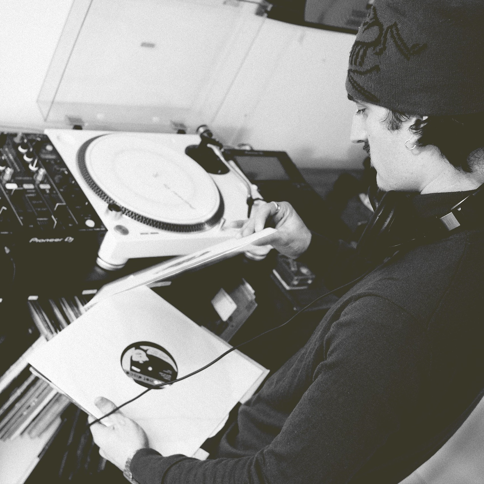 Love Cuts: Lovellious