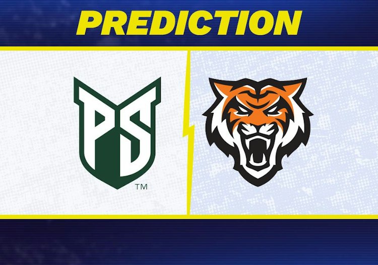 Portland State takes on Idaho State in College Football action.