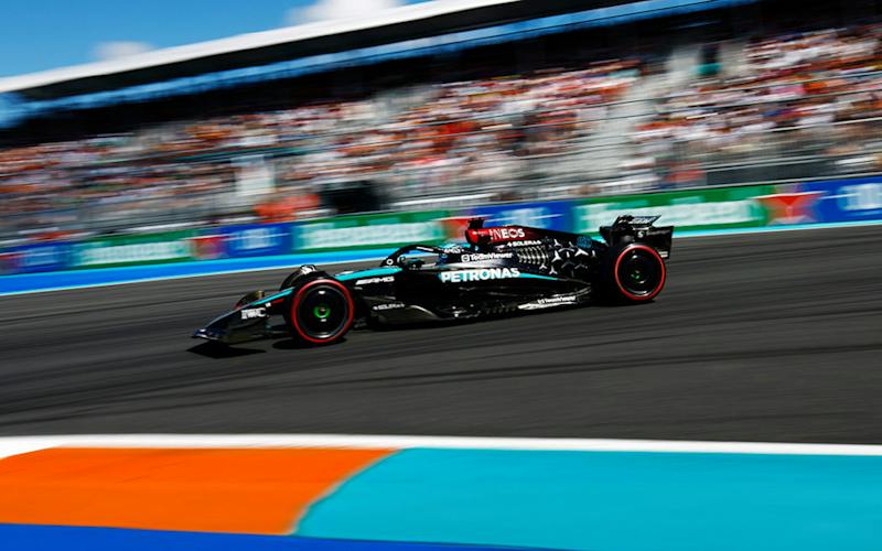 Miami GP: Fourth Row on the Grid for the Team