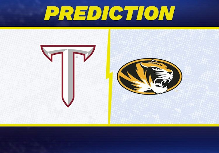 Troy takes on Missouri in College Football action.