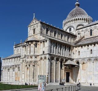 Exploring Pisa: A walk to the Leaning Tower's gallery image