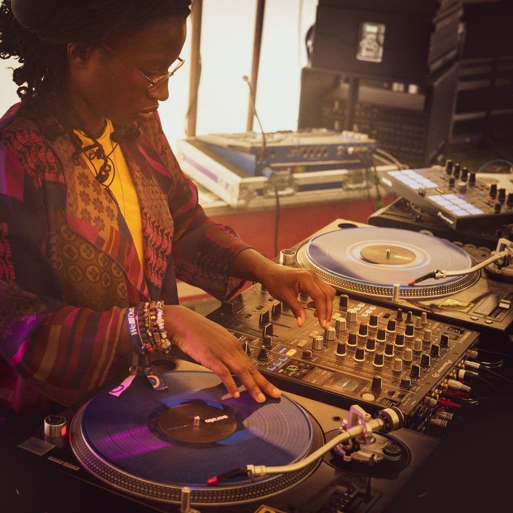 We Out Here: Emerging with NikNak // 30-10-19