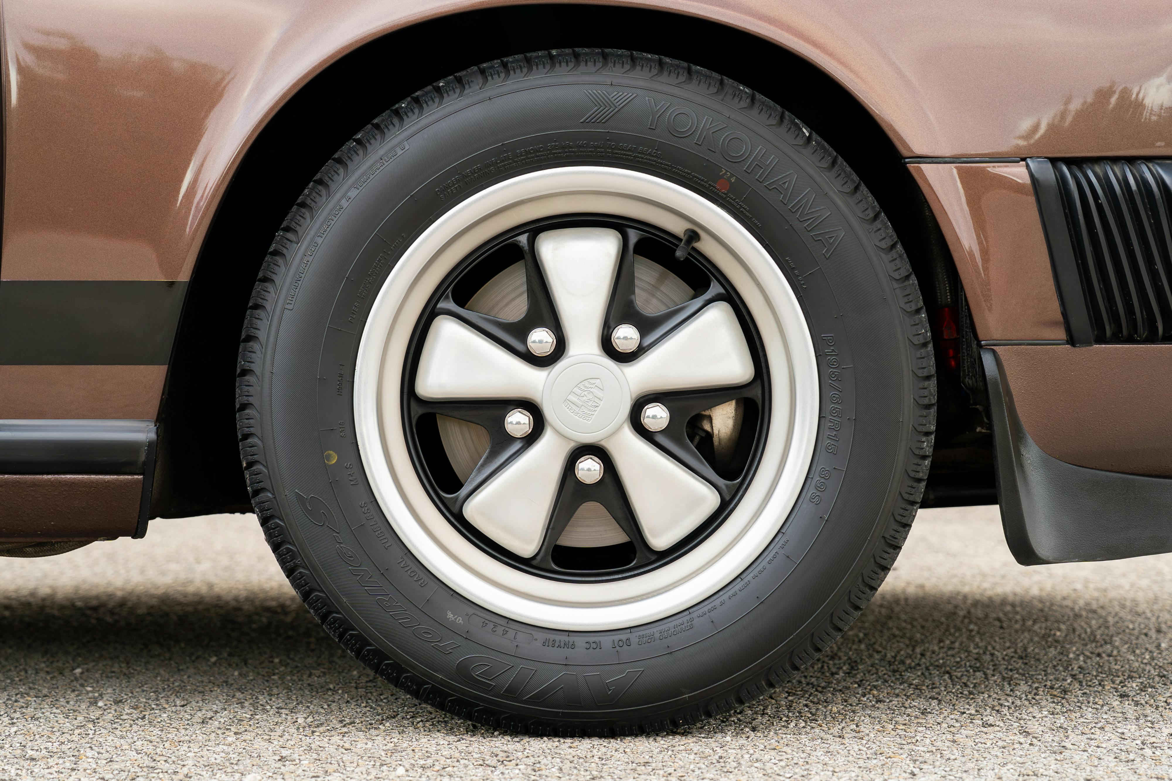 1975 Porsche 911 Carrera 2.7 in Copper Brown Metallic with beige interior for auction on Bring a Trailer.