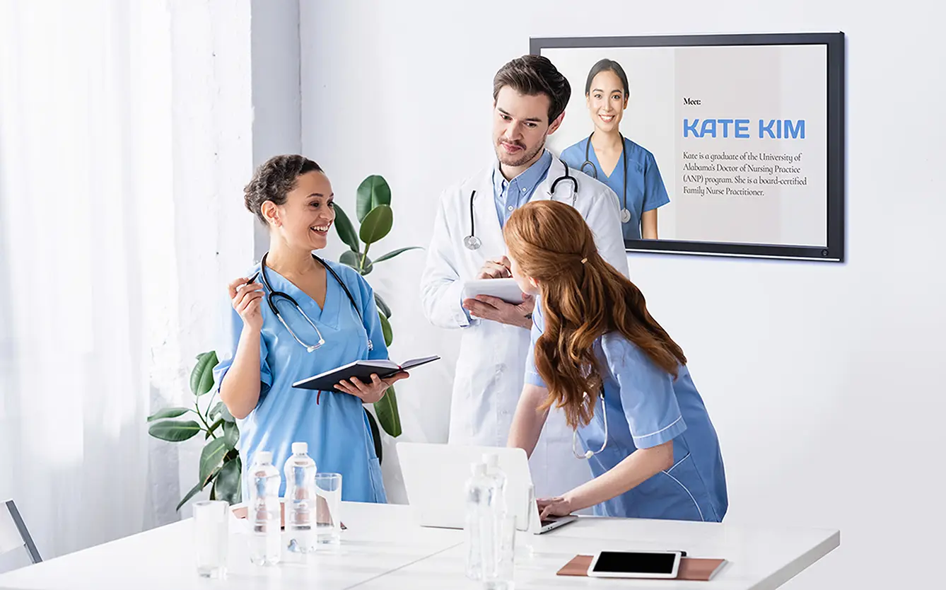 Digital Signage for Hospital Staff Communication