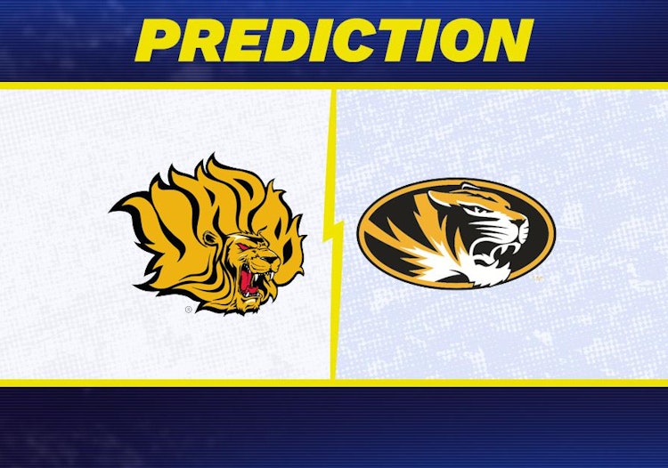 Arkansas-Pine Bluff takes on Missouri in College Football action.