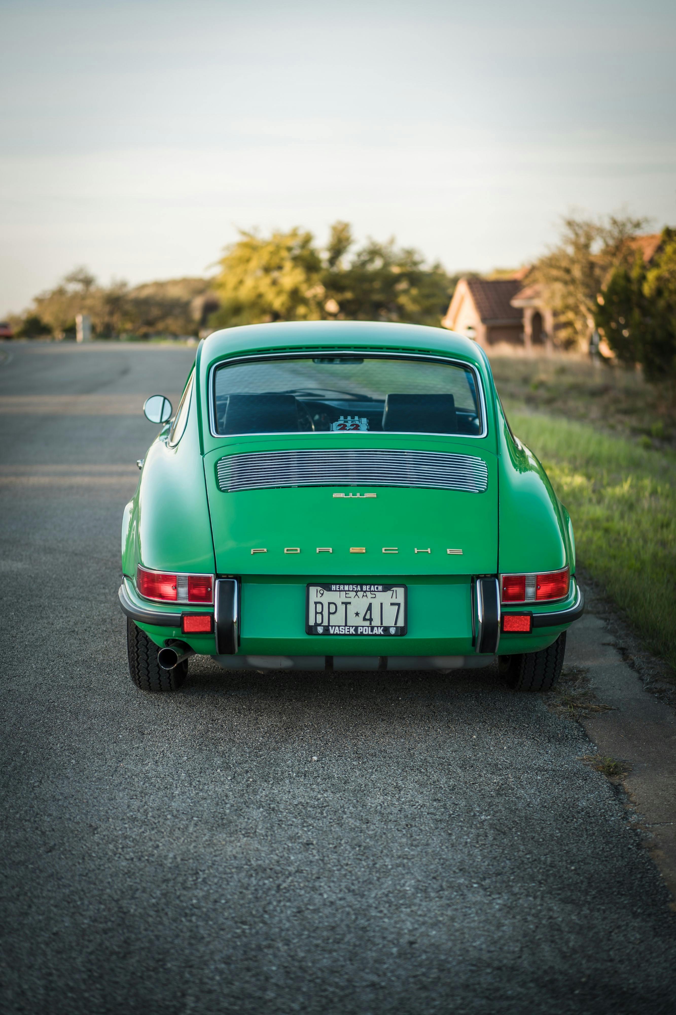 Rear end of a Conda Green 911E