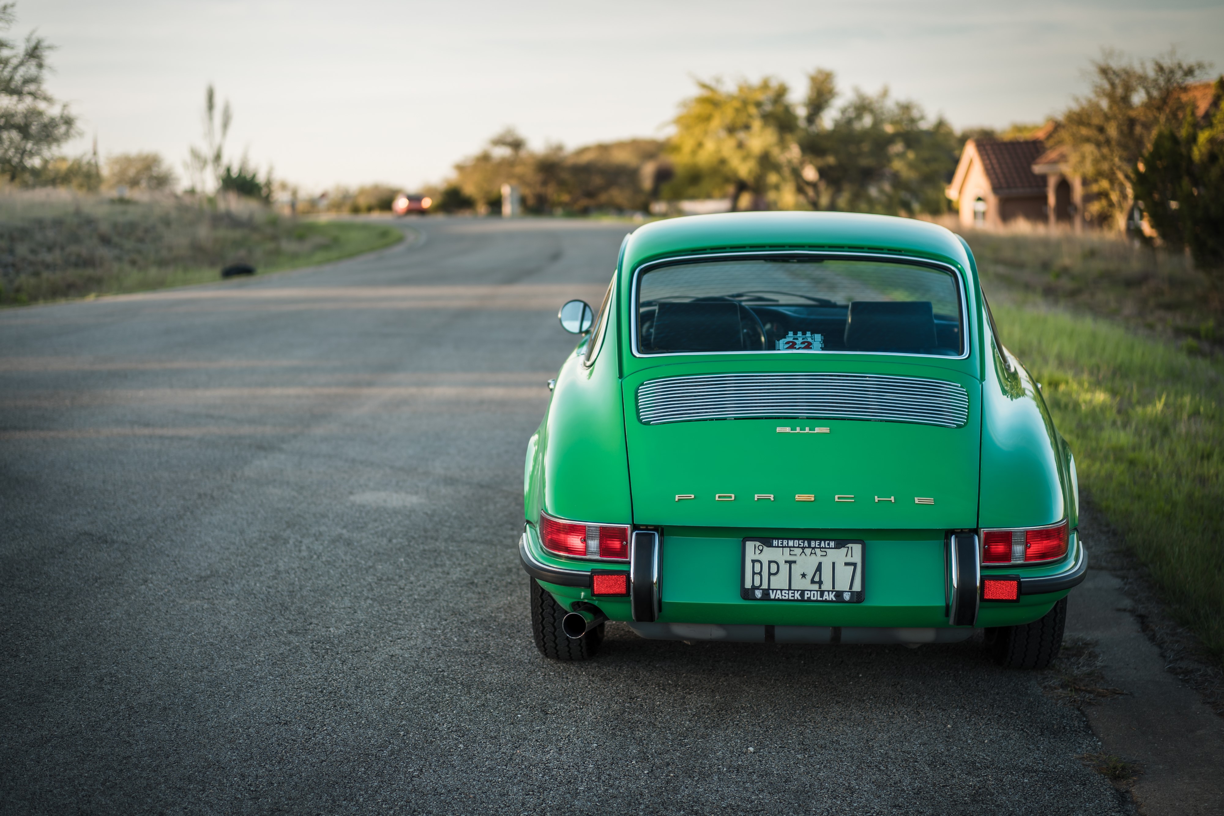 Rear end of a Conda Green 911E