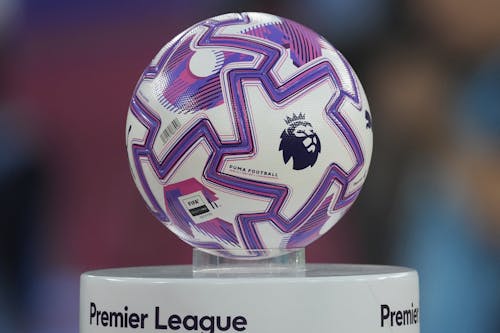 Premier League betting tips: Wednesday's picks include Manchester United vs. Burnley play [1/7/2026]