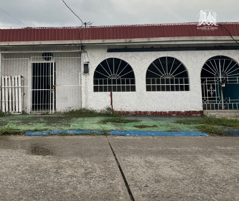 Vivienda en Residencial Rio De Piedras
