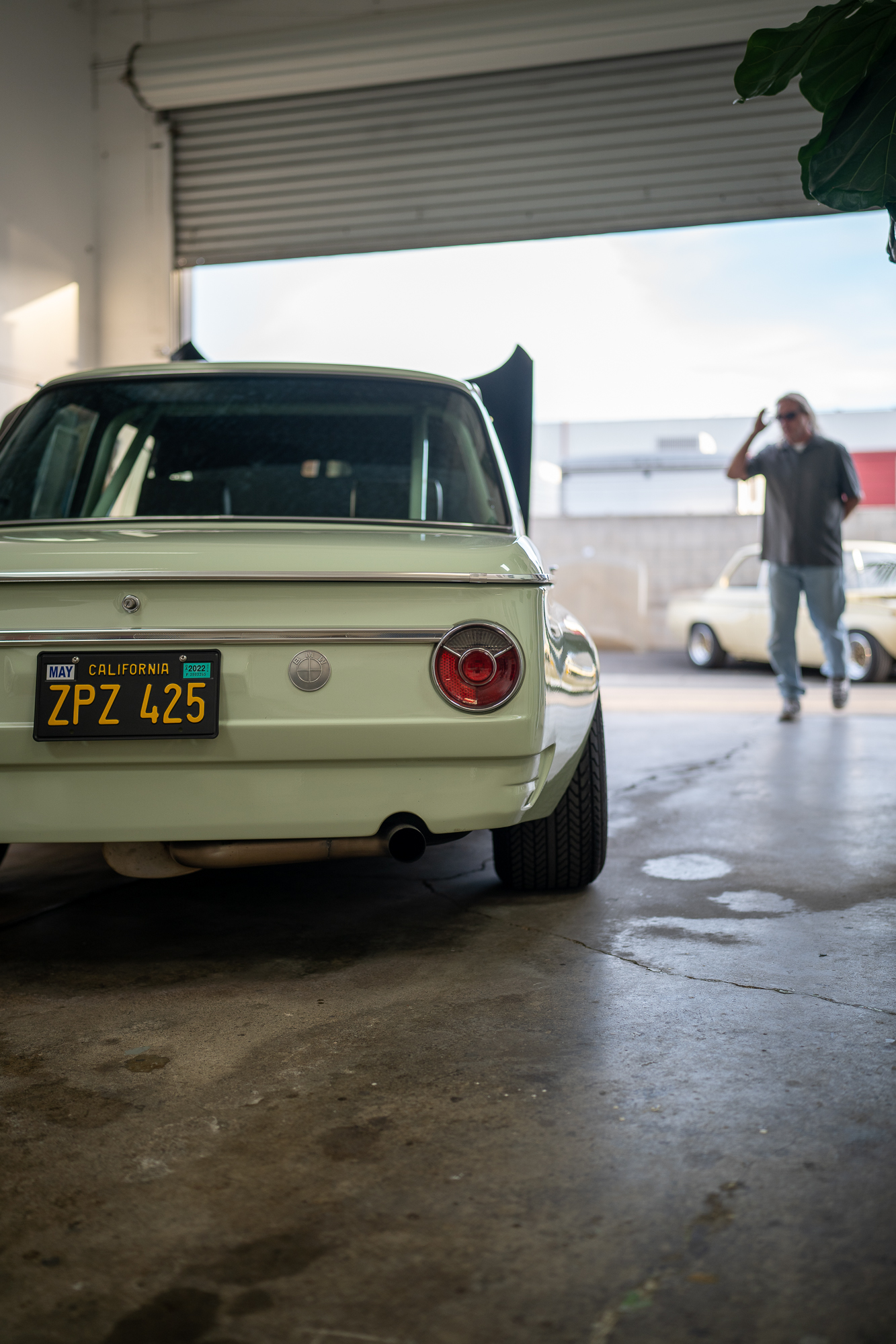 Custom carbon fiber BMW 2002