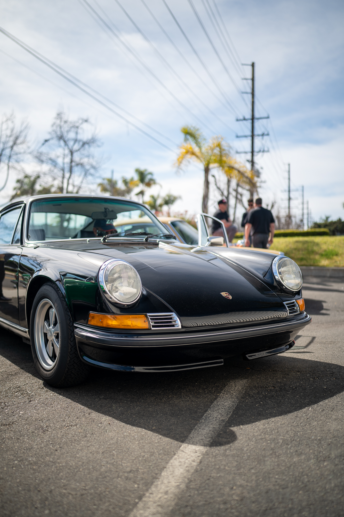 Black on black 911S