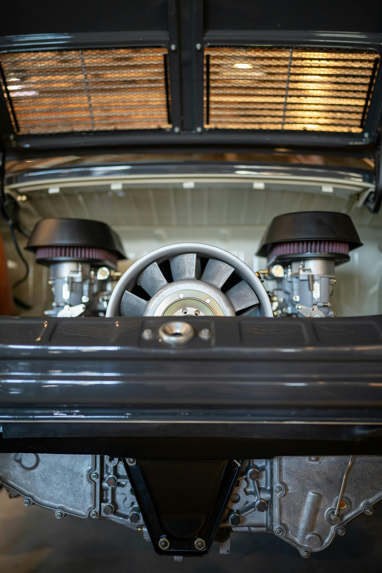 Carbs in a 911 engine bay