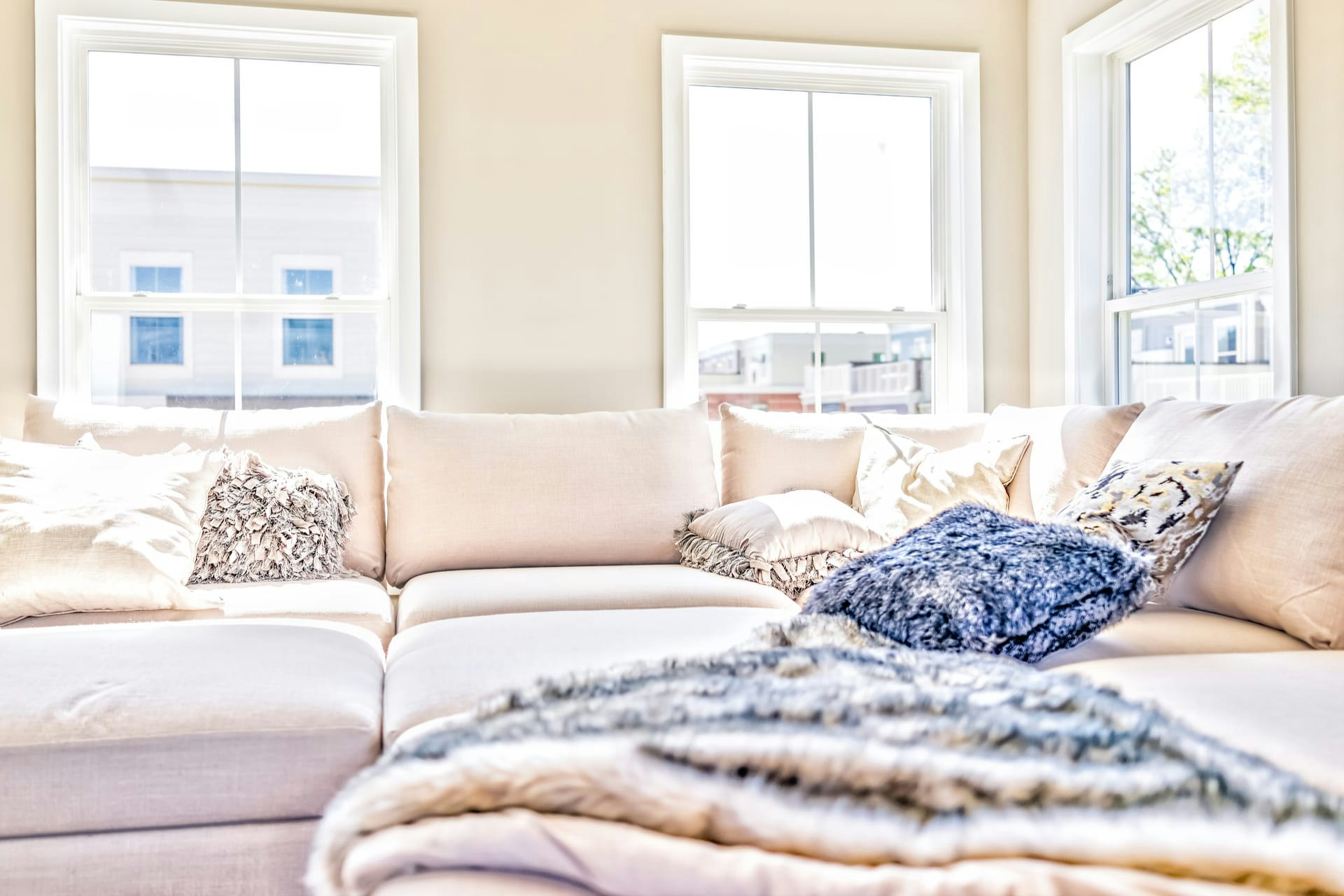 5 Living Room Staging Tips That Will Sell Your House For More
