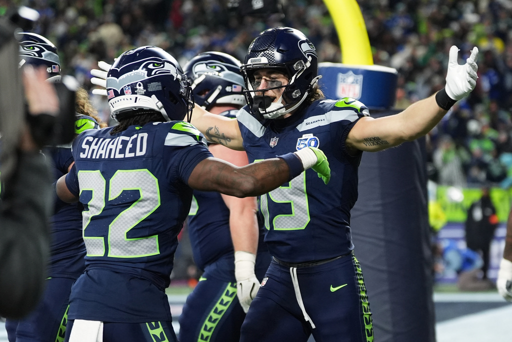 NFL Super Bowl player props today: Super Bowl LX best props include Jake Bobo [2/8/2026]