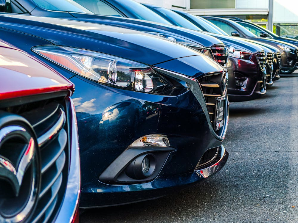 Acheter une voiture d’occasion en ligne : comment éviter les pièges et faire le bon choix ?