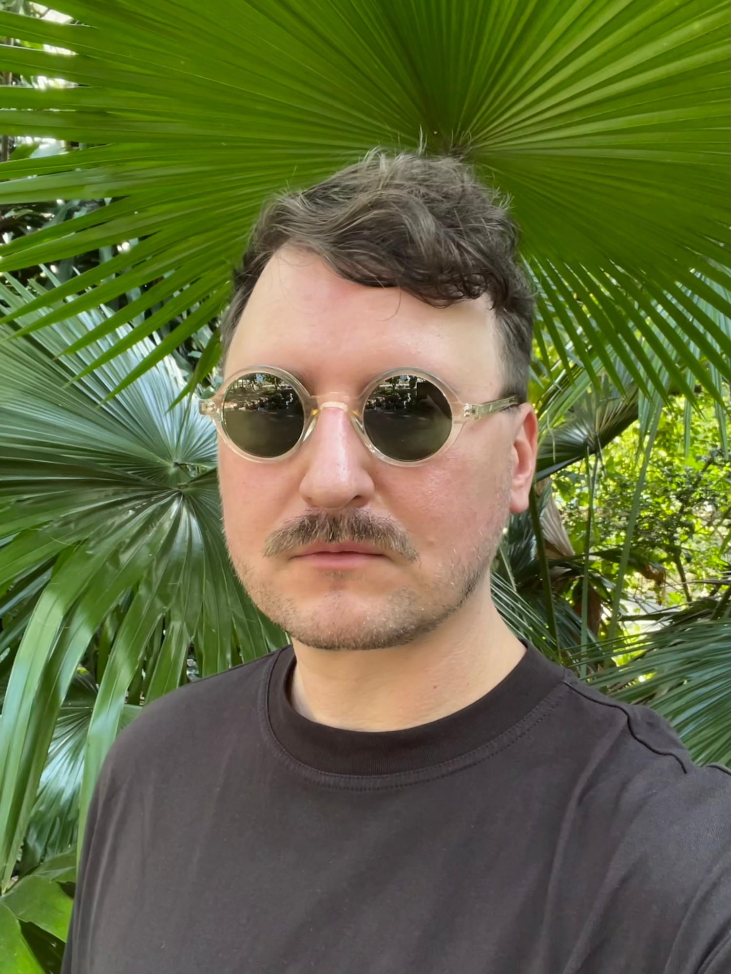 Sol Infinito: Sasha Guryev