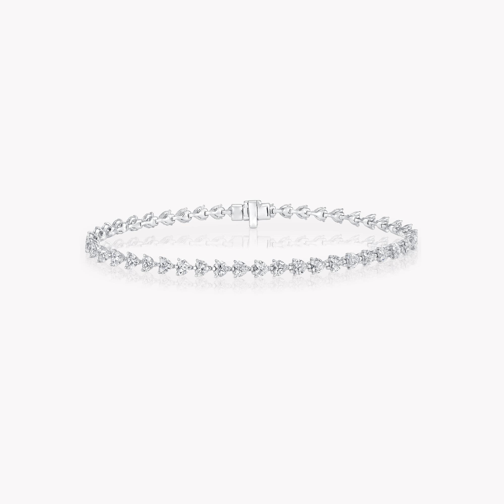 MEORA Heart Shape Diamond Bracelet DE/VS1 18K
