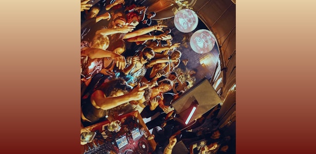 Vibrant Tuesday party at Vagalume