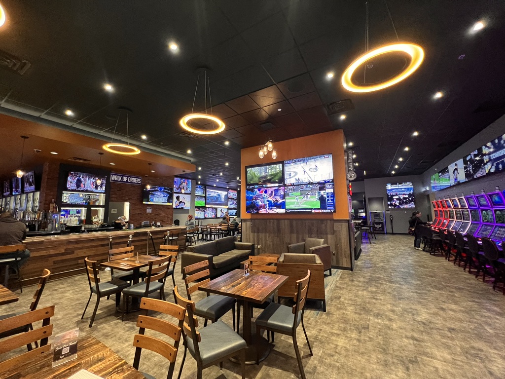 Digital Signage in Isleta Sportsbook