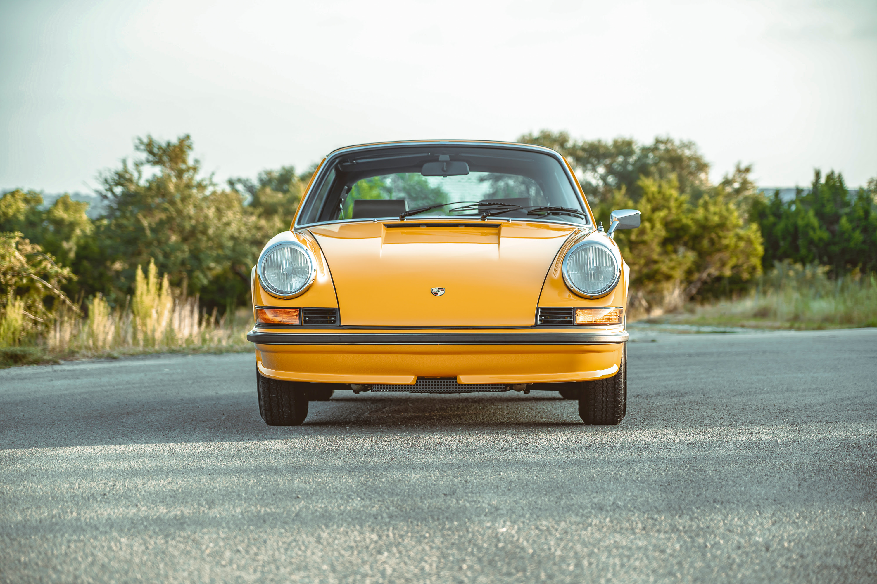 Signal Yellow 911S Targa headlights