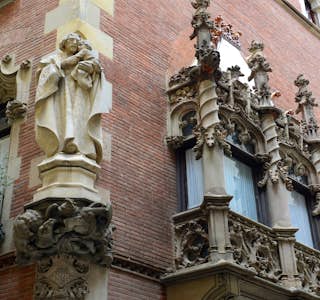 Barcelona's Charming El Born neighbourhood - Live Virtual Experience's gallery image