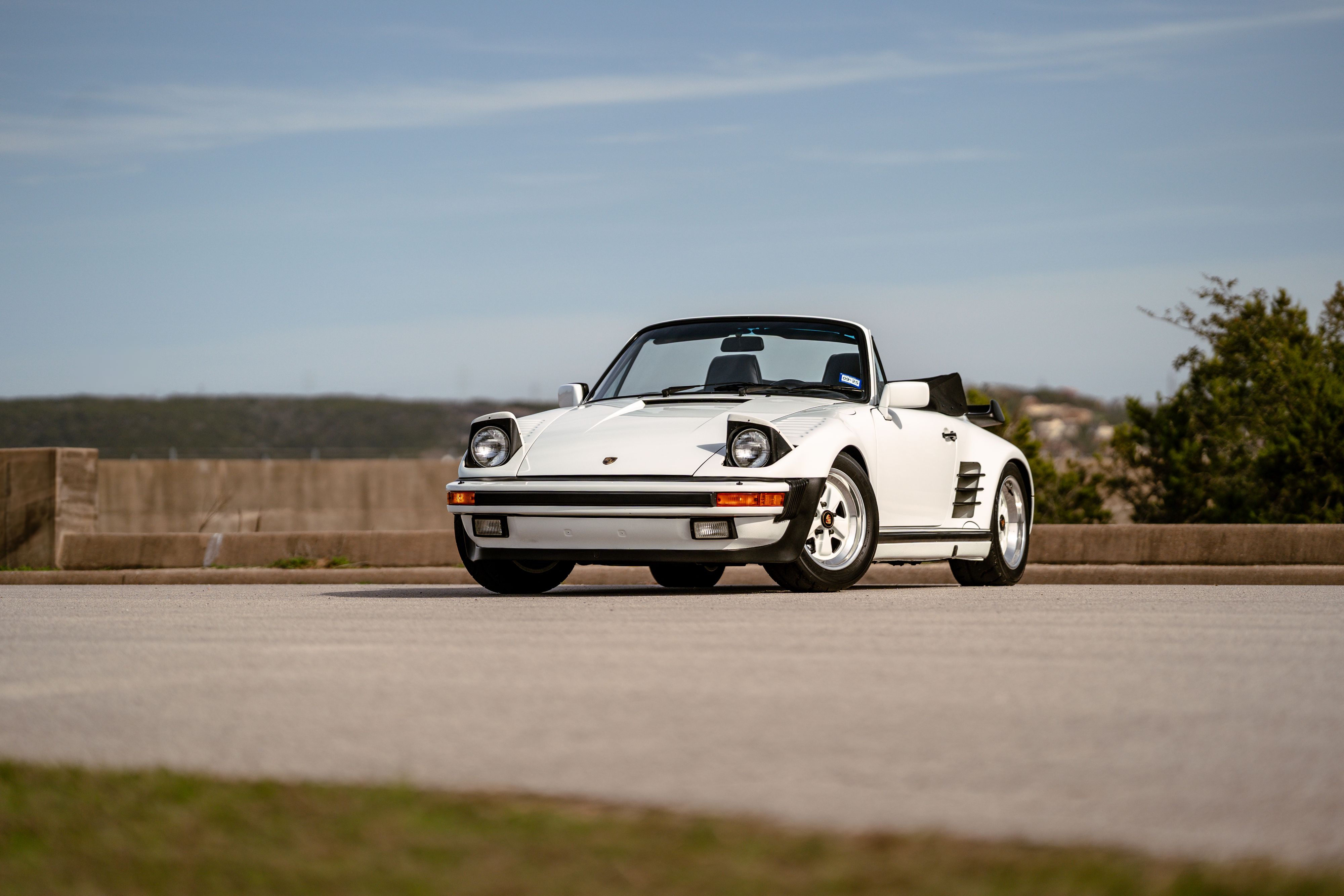 1986 Porsche 930 Turbo in White on Black with the factory slatenose M505 option.