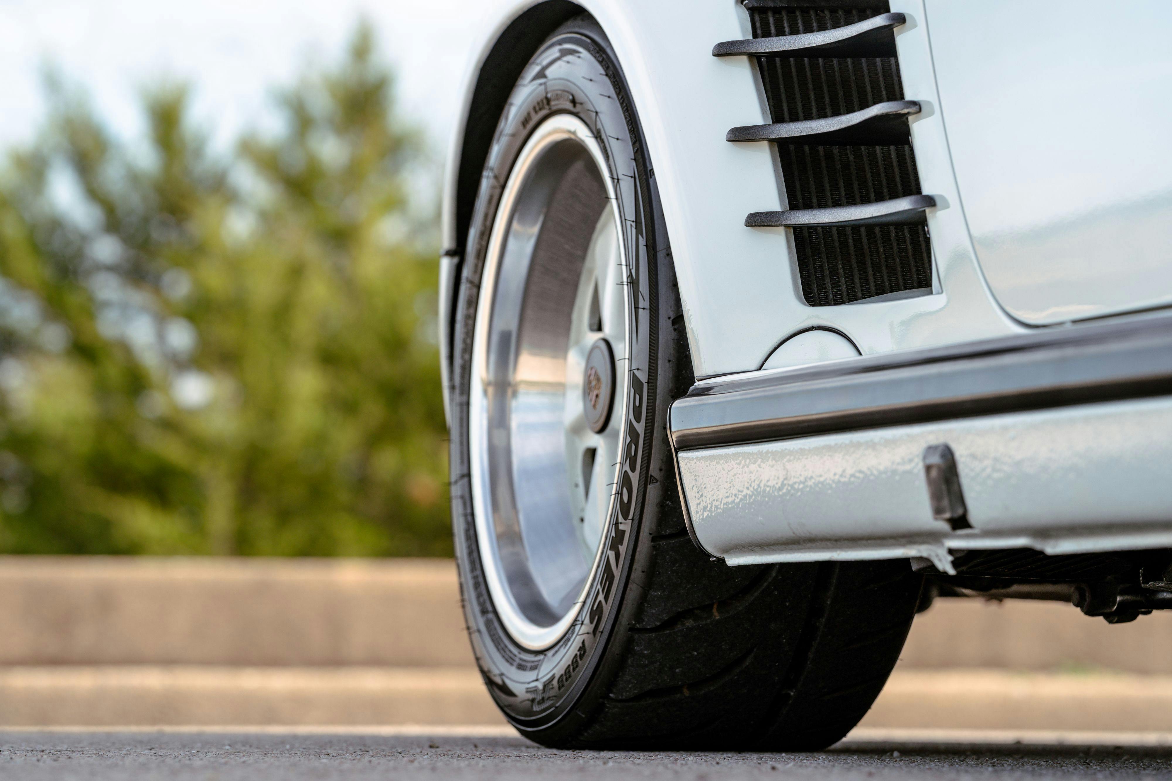 1986 Porsche 930 Turbo in White on Black with the factory slatenose M505 option.