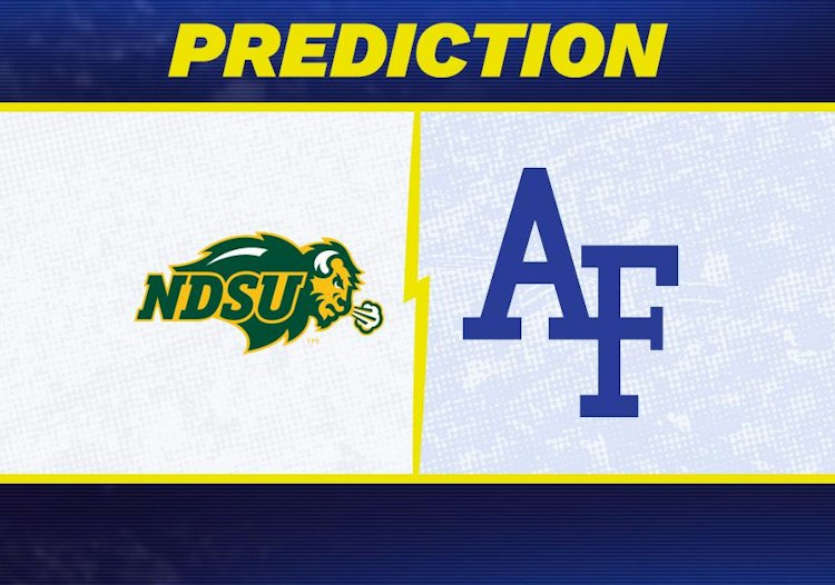 North Dakota State takes on Air Force in College Football action.